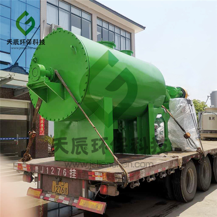 福建客户ZPG-5000型真空耙式干燥机的发货现场